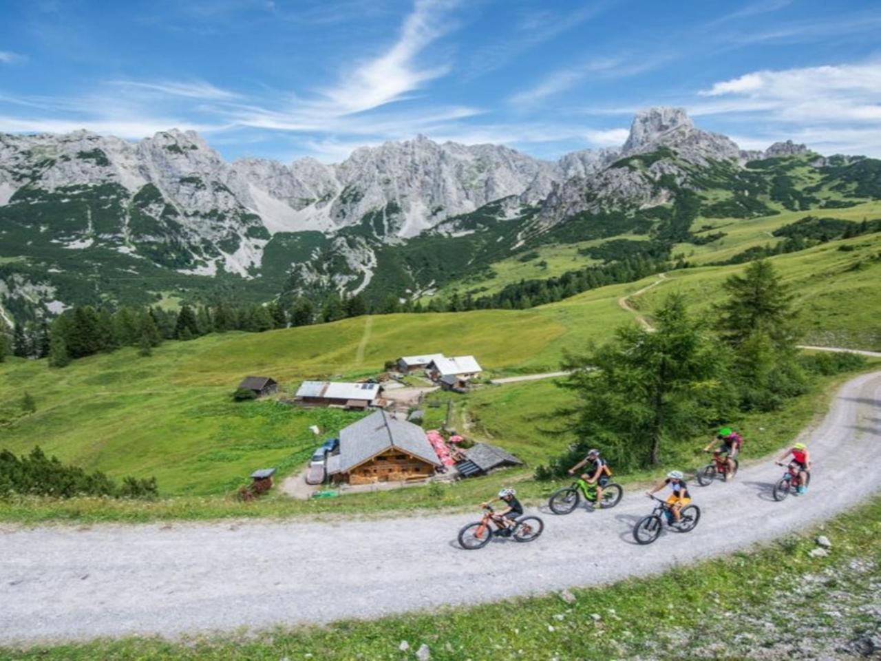 Chalet In Annaberg-Lungoetz With Shared Sauna Villa ภายนอก รูปภาพ