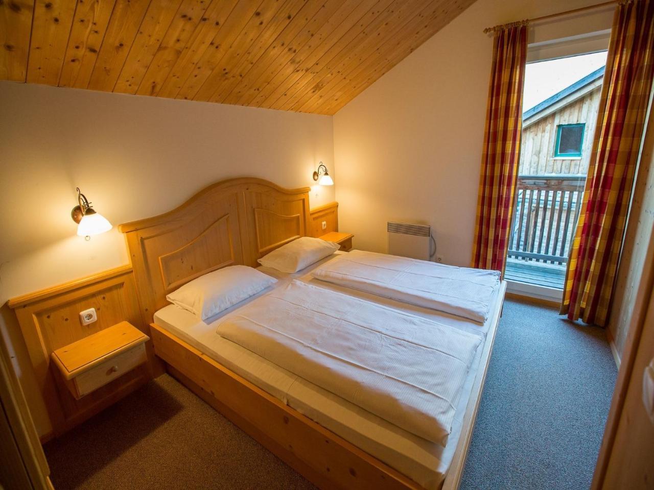 Chalet In Annaberg-Lungoetz With Shared Sauna Villa ภายนอก รูปภาพ