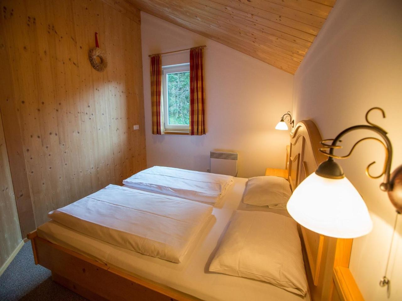 Chalet In Annaberg-Lungoetz With Shared Sauna Villa ภายนอก รูปภาพ